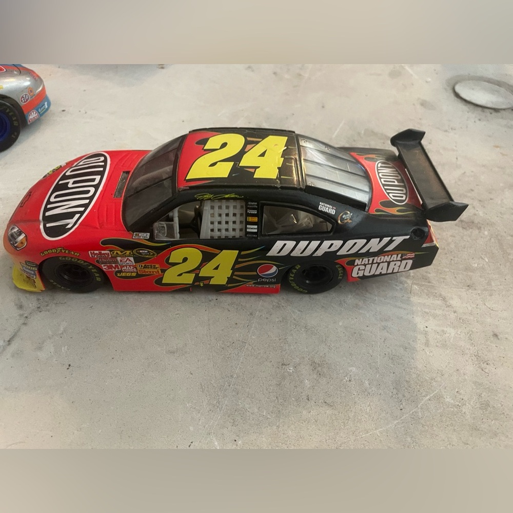 NASCAR Jeff Gordon #24 DuPont. Die cast car.